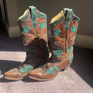 Corral Women’s cowboy boots size 38M 👢
